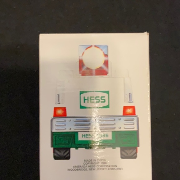 HESS EMERGENCY TRUCK 1996